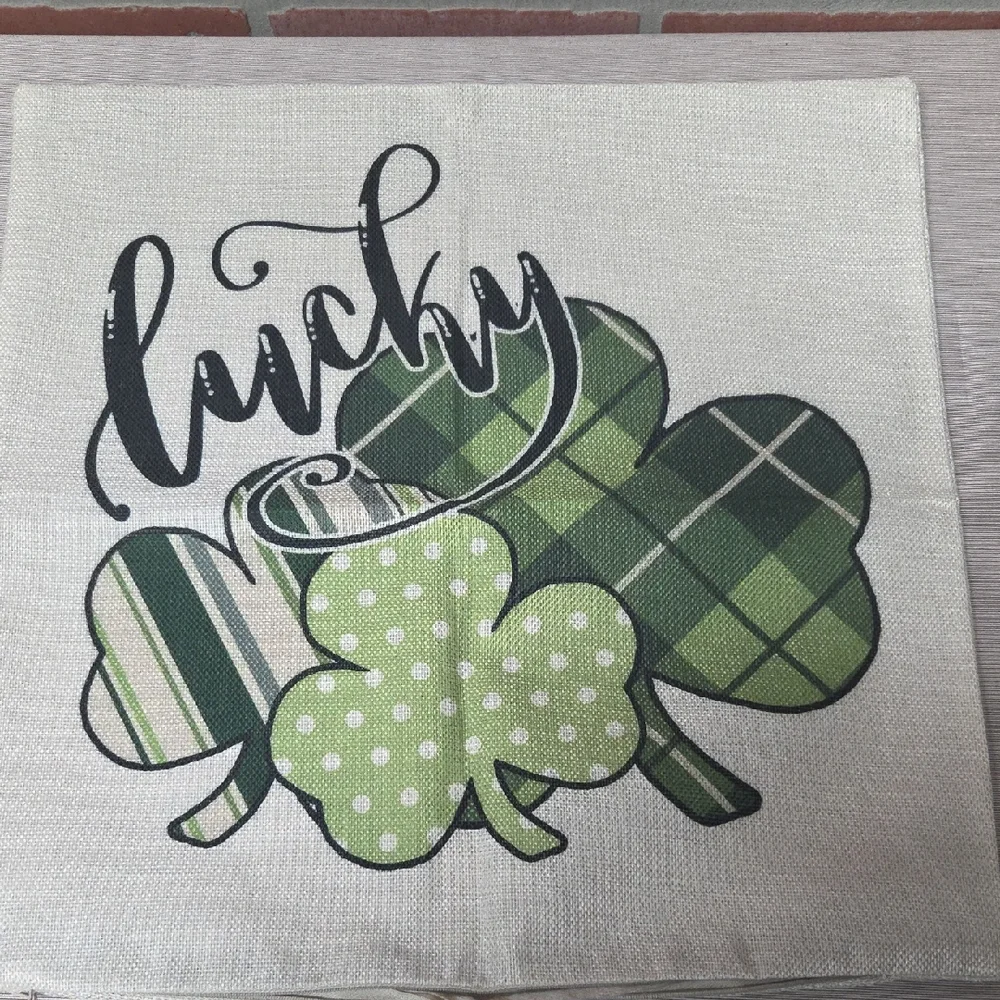 Lucky Shamrock Decorative 18x18 Pillow Cover